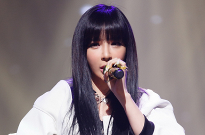 Fans Marah Karena YG Tolak Hadiah Ultah Bom 2NE1