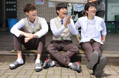 Dari Awal Sutradara Yakin Ingin Tandemkan Woo Bin, Ha Neul, Junho di 'Twenty'