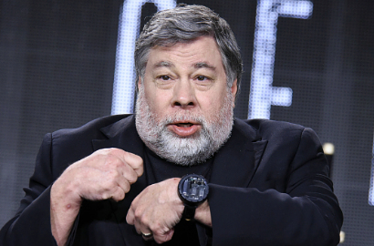 Pendiri Apple Steve Wozniak Hina Watch Rp 220 Jutaan