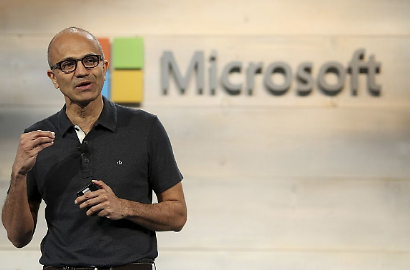 Satya Nadella Urung ke Indonesia, Menkominfo Cuma Ketemu Bos Twitter