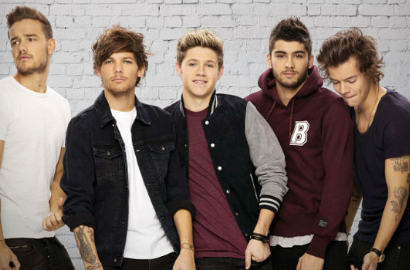 Hujan, Fans Tetap Semangat Antri Konser One Direction