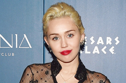 Miley Cyrus Terobsesi Menjadi Anak Kanye West, North?