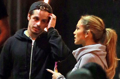 Ketahuan Ciuman, Jennifer Lopez dan Casper Smart Balikan?