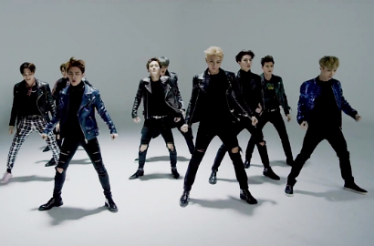 EXO Tampil Enerjik di MV Baru 'Call Me Baby'