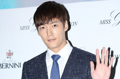 Setelah Jaejoong JYJ, Choi Jin Hyuk Juga Unggah Foto Jelang Wamil