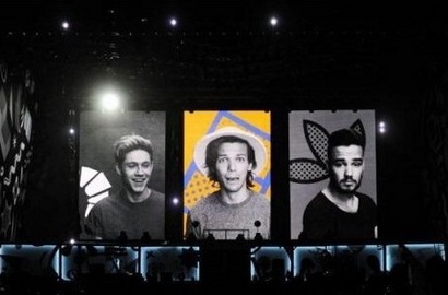 Wajah Zayn Malik Dihapus di Video Opening Konser One Direction
