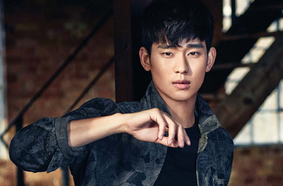 Inikah Penampilan Kim Soo Hyun Saat Syuting Perdana 'Producer'?