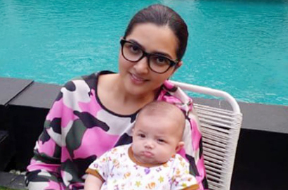 Masih Bayi, Anak Ashanty Makin Pintar Berpose