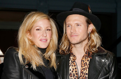 Pakai Cincin di Jari Manis, Ellie Goulding Sudah Tunangan?