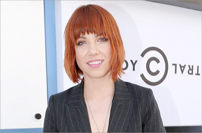 Carly Rae Jepsen Kembali Rilis Single Terbaru 'All That'