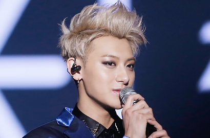 Gaya Cool Tao EXO Saat Melamun di Foto Terbaru 'My Sunshine'