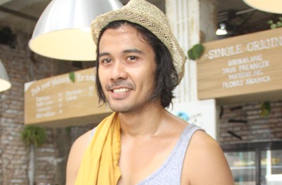 Chico Jericho cs Minum Puluhan Gelas Kopi Gara-Gara Film 'Filosofi Kopi'