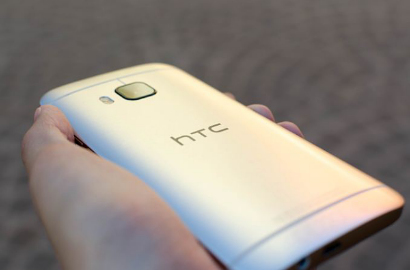 Bakal Diperkenalkan Hari Ini, Render HTC One M9 Plus Bocor?