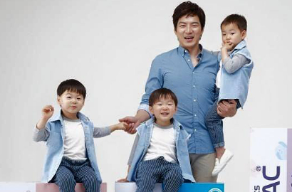 Triplet Song Il Gook Berani Pegang Ular di 'Superman is Back'