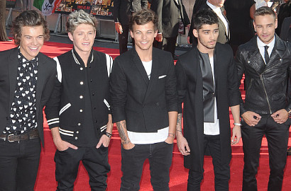 Sudah Hengkang, Zayn Malik Masih Terlibat Produk Baru One Direction