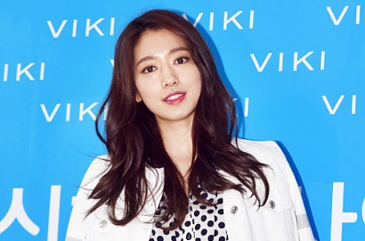 Datang Telat ke Acara, Ini Cara Manis Park Shin Hye Minta Maaf