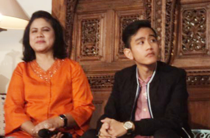 Tak Senyum Saat Jumpa Pers Pernikahan, Netter Kritik Putra Sulung Jokowi
