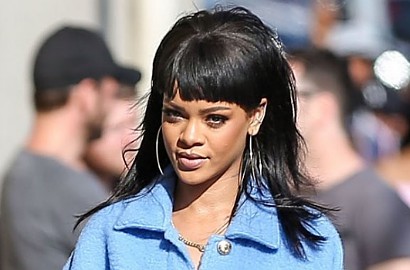 Rihanna Bantah Tuduhan Sedot Kokain dalam Video Vine