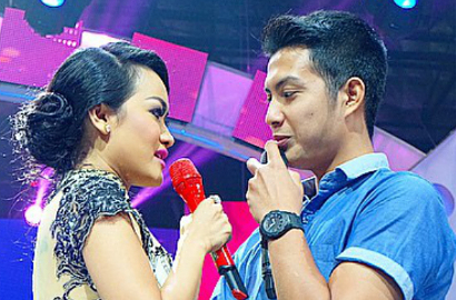 Punya Kekasih, Satpam Ganteng Mumu Tetap 'Mesra' dengan Julia Perez