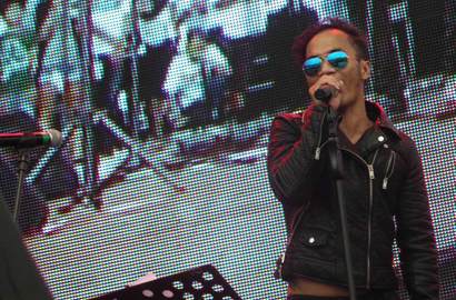 Konser Drugs Free Asia-Africa Didominasi Fans Slank