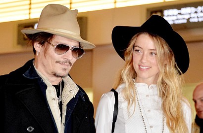 Johnny Depp dan Amber Heard Pamer Kemesraan Setelah Digosipkan Cerai