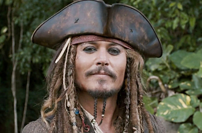 'Pirates of the Caribbean 5' Rilis Foto Pertama Johnny Depp