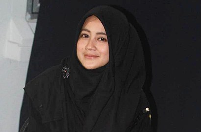 Pipik Dian Irawati Pasrah Jika Makam Ustadz Jeffry Nantinya Dibongkar