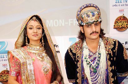 Rajat Tokas Akan Ceraikan Paridhi Sharma di 'Jodha Akbar'?