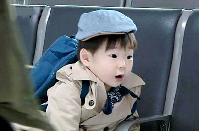 Dae Han Bangunkan Song Il Gook yang Tertidur Pulas di 'Superman is Back'