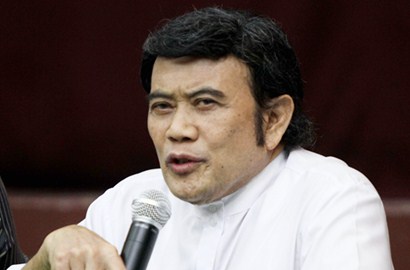 Ini Komentar Rhoma Irama Soal Berita Ridho Rhoma Kecelakaan