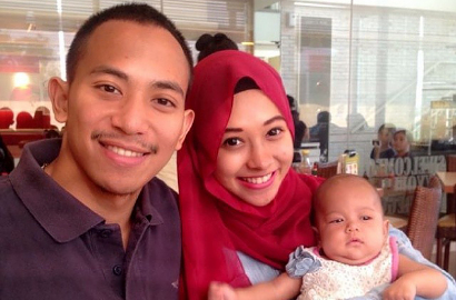 Poppy Bunga Diledek Suami Tak Seksi Lagi Gara-Gara Berhijab