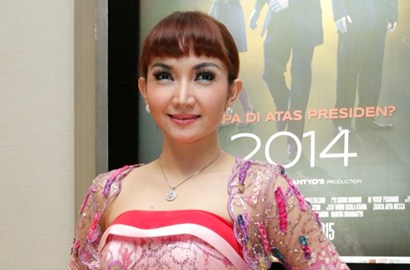 Roro Fitria Bantah Sengaja Pamer Saldo Tabungan Miliaran Rupiah