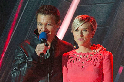 Scarlett Johansson dan Jeremy Renner Bantu Berantas Kelaparan di Amerika