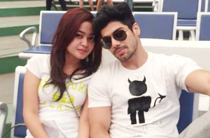 So Sweet, Lavanya Bhardwaj Pamer Foto Kencan Malam Bareng Gebetan