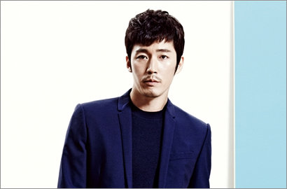 Jang Hyuk Akan Bintangi Film Tiongkok 'Inside or Outside'