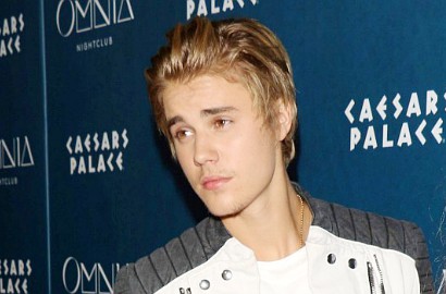 Justin Bieber Pamer Rambut Baru Demi Menangkan Kembali Selena Gomez?