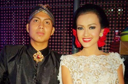 Satpam Ganteng Mumu Khawatir Dengar Kabar Julia Perez Derita Kista