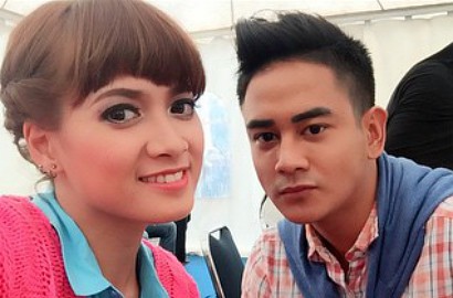 Chika Jessica Beneran Cium Bibir Dwi Andhika di Depan Umum?