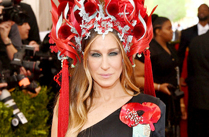 Hadir di Met Gala 2015, Sarah Jessica Parker Jadi Meme 'Ratu Negara Api'