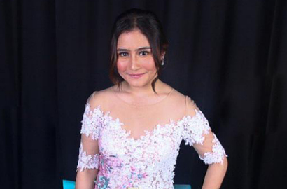 Prilly Latuconsina Rilis 'Itu Aku Dulu' di SCTV Music Awards 2015
