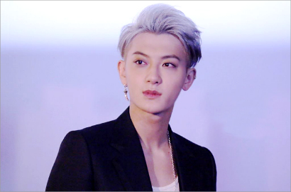 Di Tengah Isu Tinggalkan EXO, Tao Ketahuan Pergi ke Amerika