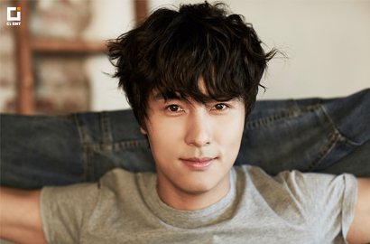 Kim Dong Wan Shinhwa Hibur dan Layani Member 'I Live Alone' di Rumahnya
