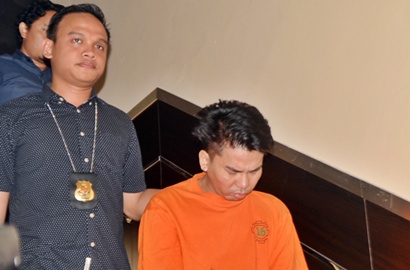 Wow, Ternyata Banyak Selebriti Minta Dijajakan Oleh Mucikari Artis AA