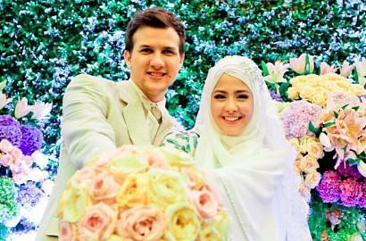 Tak Ingin Buat Risty Tagor Gelisah, Stuart Collin Pilih Jual Mobil