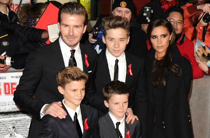 Victoria Beckham Tulis Surat Mengharukan untuk Anak-Anaknya di Hari Ibu