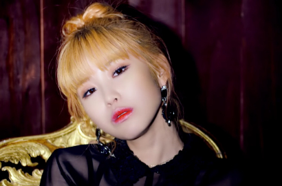 Hyosung Secret Seksi Sekaligus Menggoda di MV 'Into You'
