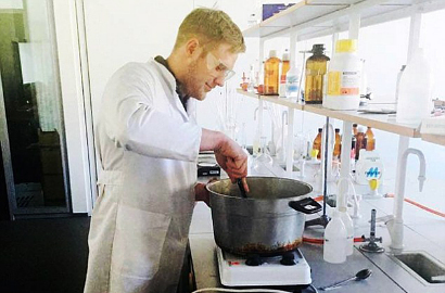Iuwh, Ilmuwan Islandia Bikin Sampo yang Terbuat dari Urin Sapi