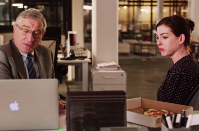 Robert de Niro Jadi Bawahan Anne Hathaway di Trailer 'The Intern'