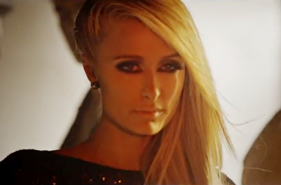 Paris Hilton Makin Sensual di Video Klip 'High Off My Love'