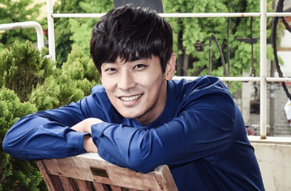 Joo Ji Hoon Akting Bareng 30 Wanita Telanjang di 'Treacherous Retainer'